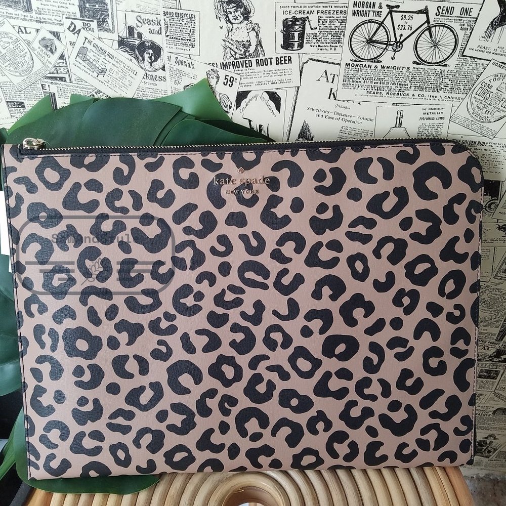 Kate Spade NWT staci graphic leopard l-zip universal laptop sleeve up to 15" - Picture 1 of 13
